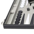 Pikkukuva 6 / 7: Backgammon-peli laukussa