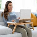 Foldbart laptopbord i bambus til laptop og tablet - bakkebord t