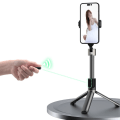 Miniatyrbillede 1 af 4: Dudao Selfie stick med stativ - Sort