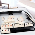 Miniatyrbild 6 av 6: Mahjongspel i kompakt format, komplett set för traditionellt ki