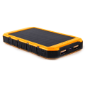 Pikkukuva 1 / 2: Powerbank 8000mAh Aurinkokennolatauksella - Keltainen