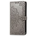 Miniatyrbild 4 av 5: iPhone 15 Plus Fodral Mandala Läder Grå