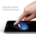 Miniatyrbild 3 av 6: Spigen iPhone 7/8/SE Skärmskydd Slim Glas.tR Härdat Glas