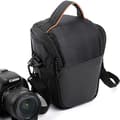 Softly padded camera bag/case in medium size for Nikon, Canon, S B B
