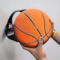 Miniatyrbillede 2 af 2: Bold Claw 3-delt Boldholder Væghængt Til Basketball Fodbold Volleyball Amerikansk Fodbold