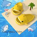 Miniatyrbild 4 av 5: Cartoon Shark Flip Flops, halkfria tjocka sulor strand Flip Flops, snabbtorkande roliga pool sandaler yellow 38/39