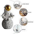 Miniatyrbild 2 av 5: Astronaut Figurine Skulptur Rymdman Staty Skrivbordstillbehör Barn Pojkar