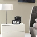 Miniatyrbild 4 av 5: Digital väckarklocka, multifunktionell LCD elektronisk klocka med stor skärm batteridriven, bakgrundsbelysning sensor touch LED-klocka med tid temperatur da