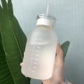 Miniatyrbild 4 av 5: 450 ml söt vattenflaska med mjölkjuice med skala 2 lock små prästkragar matt bärbar transparent vattenkopp glasflaskor kreativa praktiska koppar (sex blommor)