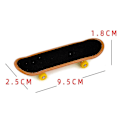 Pikkukuva 2 / 5: Sormiskootter Skateboarding Mini Sormipyörä Leikki Diy Sarjat Aikuiset Juhla Suosio (Väri: 198 Sarjaa)