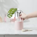 Miniatyrbild 1 av 4: Makeupborsthållare Organizer Med Kristallklart Roterande Lock Vackra Pärlor Dammtät