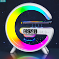 Miniatyrbilde 2 av 6: Multifunksjons Trådløs Lader Stativ Høytaler TF RGB Nattelys 15W Rask Ladestajon for iPhone Samsung Xiaomi Huawei - Perfekt Svart
