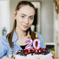Pikkukuva 4 / 5: Vaaleanpunaiset 10. syntymäpäiväkynttilät kakkuihin, numero 10 glitterkynttiläkakun koriste juhliin, vuosipäivään, häihin ja juhlallisuuksiin