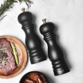 Miniatyrbilde 3 av 4: Salt og pepperkvern i tre, pepperkvern, salt- og pepperbøsse, 2-delt sett med justerbar keramisk rotor - 7 tommer