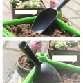 Miniatyrbilde 4 av 5: Hagespade i plast for sukkulenter, spade for grønnsaker, løs jordskuffe, hageredskaper