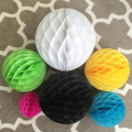 Miniatyrbilde 5 av 5: Hengende festdekorasjon, 6 tommers vev honeycomb ball for bryllup, bursdagsfester, babyshower og barnehageinnredning (5-pakning), rød