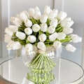 Miniatyrbilde 1 av 5: Kunstige Tulipaner Blomster, Kunstige Blomster Kunstige Tulipaner 12 stk Hvite Tulipaner Real Touch Brude Bryllup Bukett for Hjem Hage Fest Flo