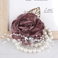 Miniatyrbillede 3 af 3: Håndleds Corsage Rose Brudepiger Bryllup Blomster Prom Corsage og Boutonniere Sæt til Bryllupsfest Prom Brudgom Brude (Lilla)