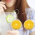 Miniatyrbilde 3 av 5: Heyone Akryl Sitron Øredobber Frukt Charm Dangle Øredobber for Jenter