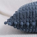 Miniatyrbillede 3 af 5: 2 poser blå pudebetræk 20x20 tommer, med pompom, egnet til sofa seng stue, blød Corduroy sød firkantet pudebetræk 50x50cm