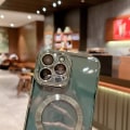 Pikkukuva 4 / 5: iPhone 13 Pro Max -kotelo, magneettinen, läpinäkyvä, kameran linssisuojalla, täydellinen suojaus, MagSafe, sähköpinnoitettu silikoni, 6,7 tuumaa - alppikuusivihreä