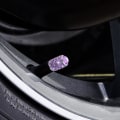 Pikkukuva 5 / 5: Bling-rengasventtiilin korkit, Crystal-rengaskorkit kiiltävät strassiuniversaalit auton pölytiiviit rengasventtiilin korkit autoon, maasturiin, moottoripyörään, polkupyörään, kuorma-autoon (violetti)