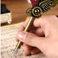 Pikkukuva 4 / 5: Peacock Mechanical Punk Style Wings Pen Dip Ink Set (Excluding Notebook/Notepad) Vinröd