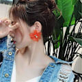 Miniatyrbilde 4 av 5: Heyone Fashion Bohemian Akryl Store Blomster Stud Øreringe Matte Blomster Dangle Øreringe med Guld Blomsterknopper til Kvinder Piger Mor Elsker og Venner