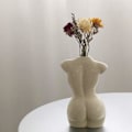 Miniatyrbillede 3 af 4: Kvindelig kropsvase, skulptur i kropsform, søde knoppvaser, moderne chic indretning til boho-hjem, (elfenben, almindelig)