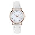 Damklocka Quartz Analog Vit, Trendig Läderrem Damklocka Klassisk Casual Stil Vit White