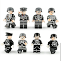 Pikkukuva 1 / 2: 8 kpl Sotilaallisia Rakennuspalikoita Minifiguuri 2 Asemaa Saksalaiset Upseerit Ja Sotilaat Rakennuspalikkalelu