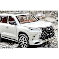 Miniatyrbillede 3 af 5: 1:24 Lexus LX570 Træk Tilbage Legerings Legetøjsbil (Hvid)