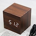 Miniatyrbild 2 av 2: Gingko Cube Led Click Clock Alarm Clock With Sound Activation (time, Date & Temperature) Various Colours A10 Black red