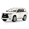 Miniatyrbillede 1 af 5: 1:24 Lexus LX570 Træk Tilbage Legerings Legetøjsbil (Hvid)