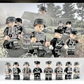 Pikkukuva 2 / 2: 8 kpl Sotilaallisia Rakennuspalikoita Minifiguuri 2 Asemaa Saksalaiset Upseerit Ja Sotilaat Rakennuspalikkalelu