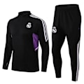 Pikkukuva 1 / 6: Real Madrid barn långärmad set sportutrustning G m