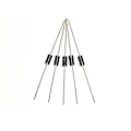 Miniatyrbild 1 av 5: Fordon Motordelar NYA 100PCS 1N4007 1N5819 1N4001 UF4007 FR107 FR157 FR207 1N4004 1N4937 HER107 RL207 1N5817 1N5399 DO-41Likriktdiod 1N4001