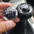 Miniatyrbild 3 av 5: För VW Volkswagen Passat B6 (2005-2011) Car Styling Chrome 5/6-växlad manuell växlingsknopp Spak Stick Emblem Cap Top Cover -5 Speed 5 Speed