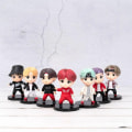 Miniatyrbild 4 av 7: 7 st/ set Bangtan Pojkar Grupper Rm Jin Suga Jhope Jimin V Jungkook Docka Modell Leksak Action Figur Star Idol Söt Army Present för barn 7pcs set B