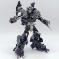 Miniatyrbild 5 av 7: [I LAGER] BAIWEI TW-1026B TW1026B Ironhide Simple Ver. KO SS14 Weaponeer SS Film Transformation Robot Figur 17cm Without Box