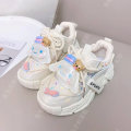 Miniatyrbild 7 av 7: Anime Kawaii Sanrios My Melody Cinnamoroll Kuromi Barn Sneakers Tecknad Söt Luminous Daddy Skor Tjej Sammet Löparskor Present My Melody Sock 4 35-21.4cm