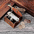 Miniatyrbild 4 av 5: Rustik Månformad Myntväska i Äkta Läder, Kläm-Myntbörs, Växelbehållare, Plånbok för Män & Kvinnor - kaffe