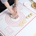 Miniatyrbilde 1 av 5: Slippematte i silikon for baking, deigmatte med dimensjoner - 60 x 50 cm