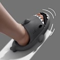 Miniatyrbild 2 av 7: Hajtofflor för pojkar och flickor, Shark Flip Flops för män och kvinnor, Shark Slippers, Bekväma halkfria pool-hajsandaler med tjock sula för sommaren Dark gray 38/39