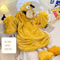 Pikkukuva 4 / 4: Sarjakuva Ankka Talvi Pyjama Aikuisille Onesie Huppari Hauska Pyjama Lämmin Mukava Kotiasu Lounge Tytöt Asuntola Cosplay Yöasu Psyduck Robe Only No Shoes M