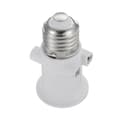 2 st AC100-240V 4A E27 lamphuvud konverteringssockel, lampadapter
