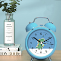 Miniatyrbild 3 av 5: 1 st 4 tums superhög väckarklocka för tunga sovande vuxna, tyst utan tickande