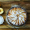Miniatyrbilde 5 av 5: Tarteform, 9 tommer karbonstål Quiche med avtakbar bunn, Non-Stick, Riflet, 9,5 tommer øvre diameter, 9 tommer nedre diameter, Svart