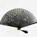 Pikkukuva 10 / 11: Fan Silk with Tassel - Various Colors Svart Blomma