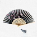 Miniatyrbild 6 av 11: Solfjäder Siden med Tofs - Olika Färger Sakura